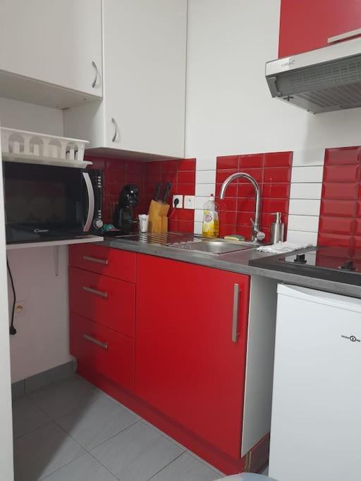 Apartamento Studio - 1 Min Rer - 10Min Disney & 30 Min Paris - Free Parking & Wifi Bussy-Saint-Georges Exterior foto
