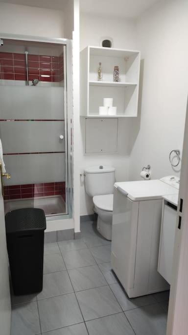 Apartamento Studio - 1 Min Rer - 10Min Disney & 30 Min Paris - Free Parking & Wifi Bussy-Saint-Georges Exterior foto
