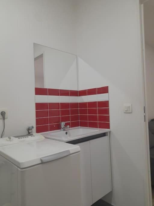 Apartamento Studio - 1 Min Rer - 10Min Disney & 30 Min Paris - Free Parking & Wifi Bussy-Saint-Georges Exterior foto